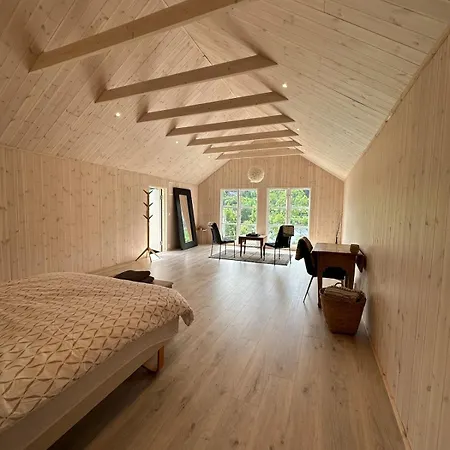 Idyllic House - 4 & 5 M Glamping Tent - Boat & Sup 度假居