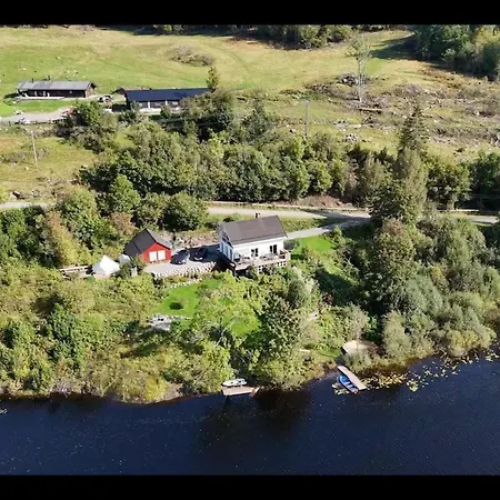 Holiday home Idyllic House - 4 & 2 Glamping Tents Available *