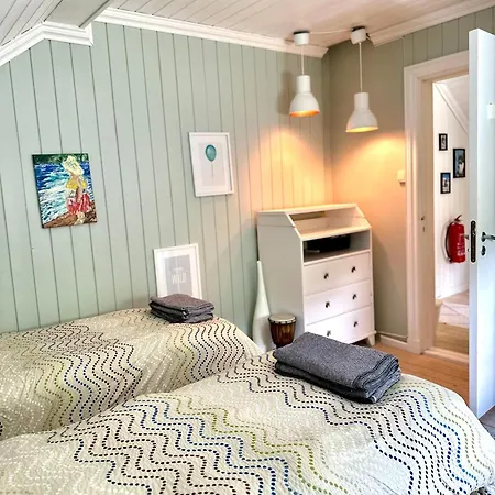 Idyllic House - 4 & 5 M Glamping Tent - Boat & Sup Casa de Férias *